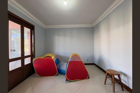 Casa à venda com 410m², 3 quartos e 2 vagasQuarto 2