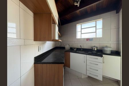 Casa à venda com 410m², 3 quartos e 2 vagasCozinha 2