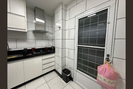 Apartamento à venda com 100m², 3 quartos e 1 vaga