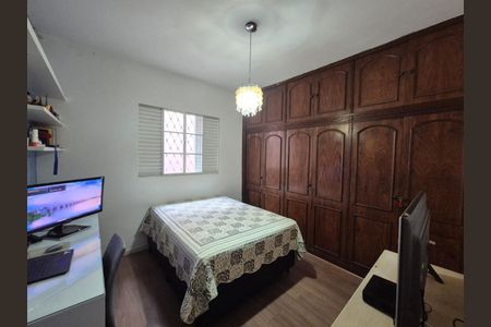 Casa à venda com 3 quartos, 199m² em Alto Caiçaras, Belo Horizonte