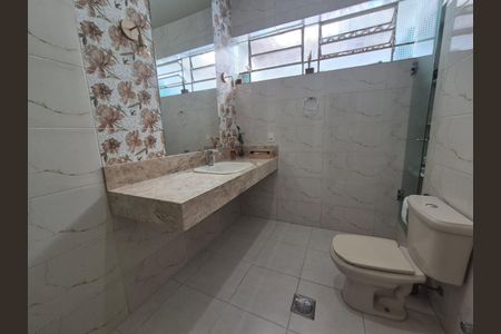 Casa à venda com 199m², 3 quartos e 3 vagas
