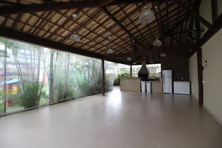 Apartamento à venda com 73m², 2 quartos e 1 vagaÁrea Comum