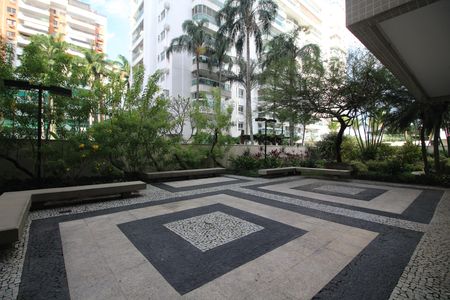 Apartamento à venda com 73m², 2 quartos e 1 vagaÁrea Comum