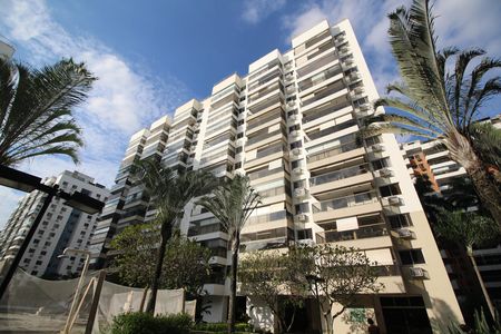 Apartamento à venda com 73m², 2 quartos e 1 vagaFachada