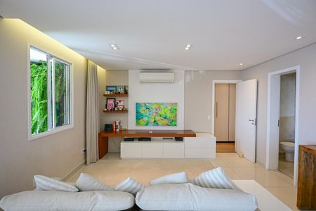 Apartamento à venda com 141m², 2 quartos e 2 vagasSala de Tv