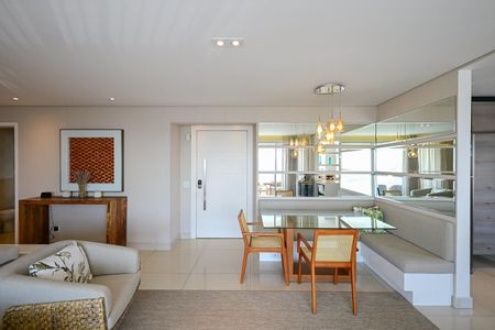 Apartamento à venda com 141m², 2 quartos e 2 vagasSala de Jantar