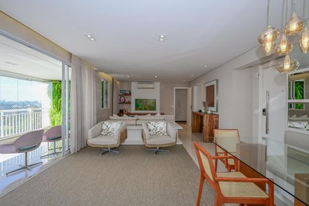 Apartamento à venda com 141m², 2 quartos e 2 vagasSala