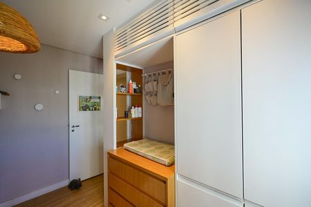 Apartamento à venda com 141m², 2 quartos e 2 vagasQuarto