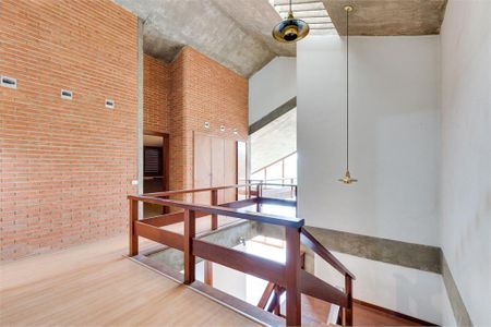 Casa à venda com 5 quartos, 590m² em Jardim Petropolis, São Paulo