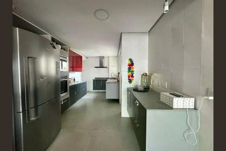 Apartamento à venda com 121m², 3 quartos e 2 vagas