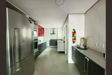 Apartamento à venda com 121m², 3 quartos e 2 vagas