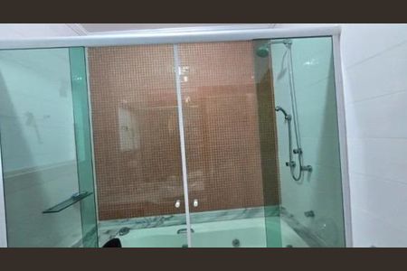 Casa à venda com 390m², 7 quartos e 2 vagas
