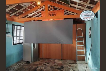 Casa à venda com 385m², 2 quartos e 5 vagas