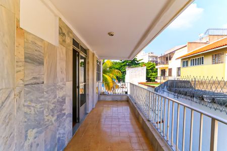 Apartamento à venda com 72m², 2 quartos e 1 vaga Apartamento à venda com 72m², 2 quartos e 1 vagaVaranda da Sala
