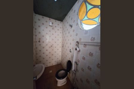 Casa à venda com 3 quartos, 220m² em Fernão Dias, Belo Horizonte