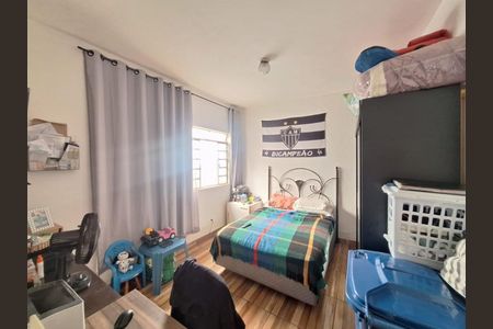 Casa à venda com 3 quartos, 220m² em Fernão Dias, Belo Horizonte