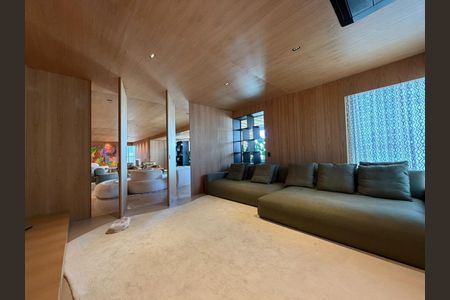 Apartamento à venda com 425m², 3 quartos e 7 vagas