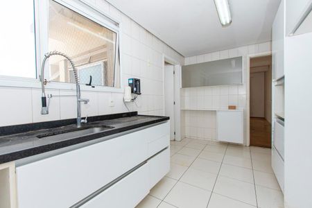 Apartamento à venda com 143m², 3 quartos e 2 vagas