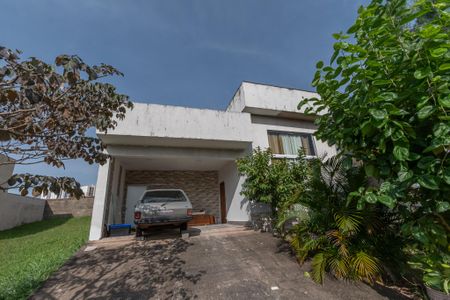 Casa de condomínio para alugar com 140m², 3 quartos e 4 vagasFachada 