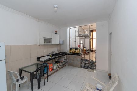 Casa de condomínio para alugar com 140m², 3 quartos e 4 vagasCozinha 