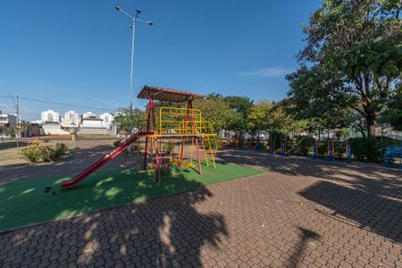 Casa de condomínio para alugar com 140m², 3 quartos e 4 vagasÁrea comum - Playground