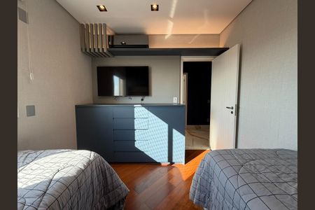 Apartamento à venda com 278m², 3 quartos e 6 vagas