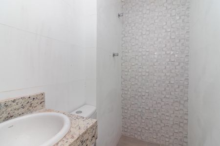 Apartamento para alugar com 35m², 2 quartos e sem vaga Apartamento para alugar com 35m², 2 quartos e sem vagaBanheiro