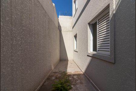 Apartamento para alugar com 35m², 2 quartos e sem vaga Apartamento para alugar com 35m², 2 quartos e sem vagaÁrea de Serviço e Quintal