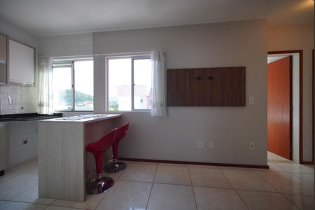 Sala de apartamento para alugar com 3 quartos, 47m² em Aririu, Palhoça