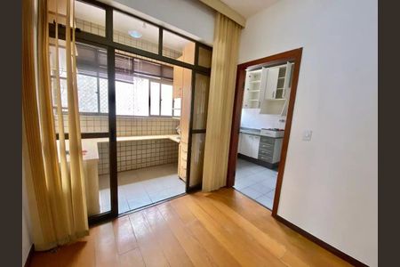Apartamento para alugar com 2 quartos, 58m² em Buritis, Belo Horizonte