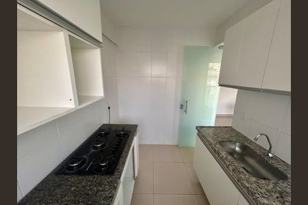 Apartamento para alugar com 70m², 2 quartos e 2 vagas