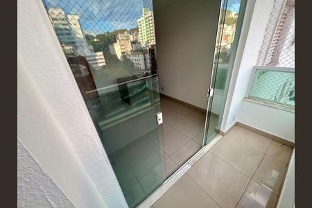 Apartamento para alugar com 70m², 2 quartos e 2 vagas