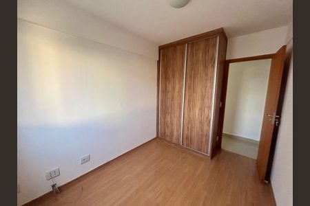 Apartamento para alugar com 70m², 2 quartos e 2 vagas