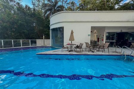 Apartamento para alugar com 70m², 2 quartos e 2 vagas