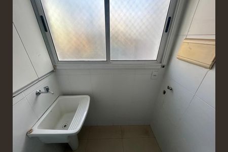 Apartamento para alugar com 70m², 2 quartos e 2 vagas
