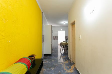 Casa para alugar com 175m², 2 quartos e 1 vaga Casa para alugar com 175m², 2 quartos e 1 vagaCorredor