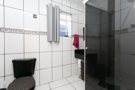 Casa para alugar com 175m², 2 quartos e 1 vaga Casa para alugar com 175m², 2 quartos e 1 vagaBanheiro