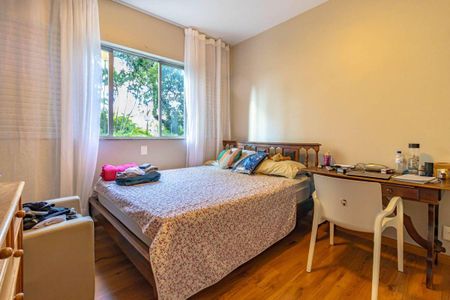 Apartamento à venda com 240m², 4 quartos e 3 vagas