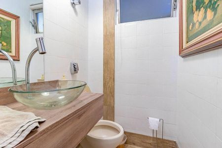 Apartamento à venda com 240m², 4 quartos e 3 vagas