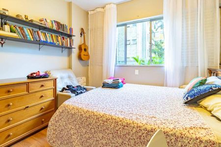 Apartamento à venda com 240m², 4 quartos e 3 vagas