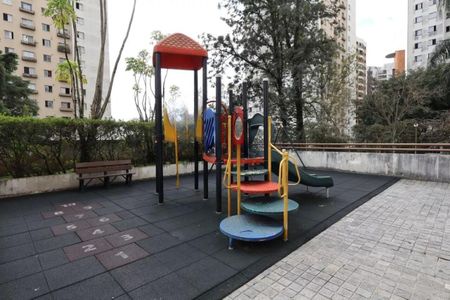 Apartamento para alugar com 70m², 3 quartos e 1 vaga