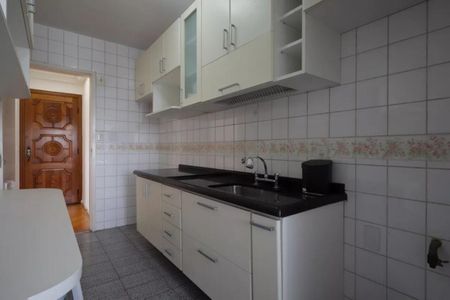 Apartamento para alugar com 70m², 3 quartos e 1 vaga
