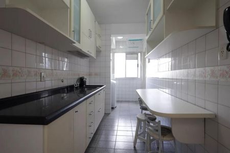 Apartamento para alugar com 70m², 3 quartos e 1 vaga