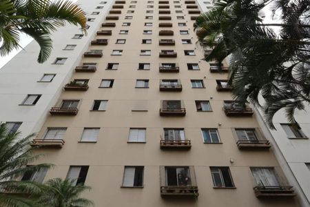Apartamento para alugar com 70m², 3 quartos e 1 vaga