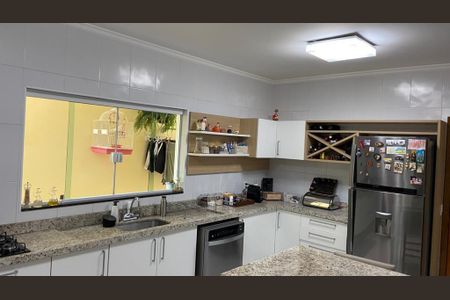 Casa à venda com 3 quartos, 145m² em Chora Menino, São Paulo
