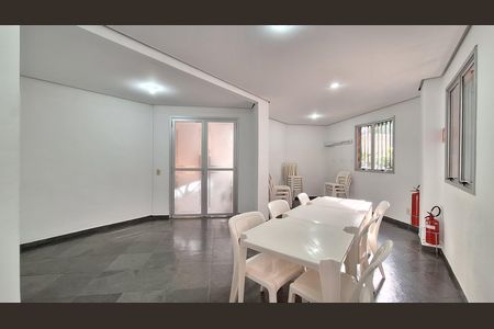 Apartamento à venda com 60m², 2 quartos e 1 vaga Apartamento à venda com 60m², 2 quartos e 1 vagaÁrea comum - Salão de festas
