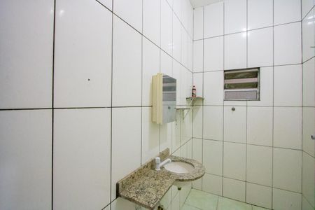 Casa para alugar com 90m², 2 quartos e sem vaga Casa para alugar com 90m², 2 quartos e sem vagaBanheiro