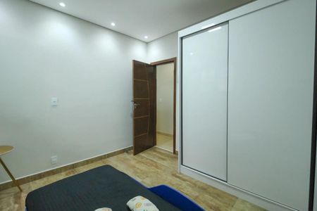 Casa à venda com 4 quartos, 320m² em Novo Eldorado, Contagem