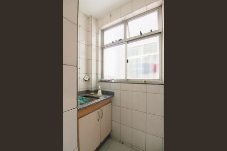 Apartamento para alugar com 81m², 3 quartos e 1 vagaÁrea de Serviço