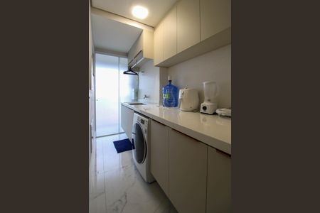 Apartamento para alugar com 200m², 4 quartos e 3 vagas Apartamento para alugar com 200m², 4 quartos e 3 vagasÁrea de Serviço